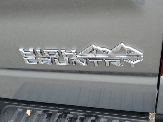 Used 2025 Chevrolet Silverado 1500 High Country w/ Technology Package image 6
