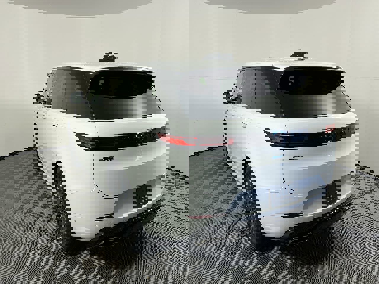 Used 2024 Land Rover Range Rover Sport Dynamic SE image 5