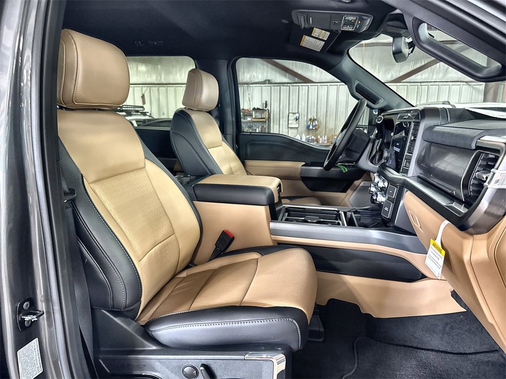 New 2026 Ford F350 Lariat w/ Lariat Premium Package image 31