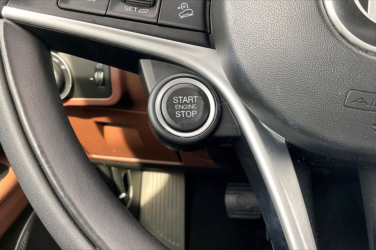 Used 2019 Alfa Romeo Stelvio Ti image 29
