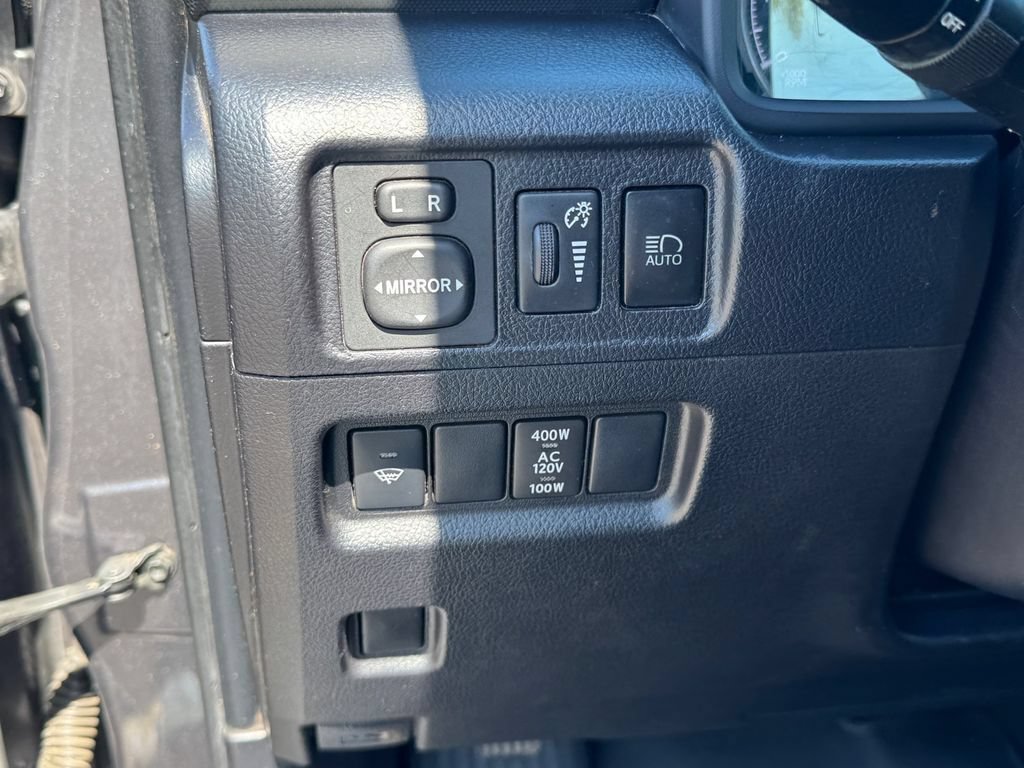 Used 2020 Toyota 4Runner TRD Off-Road AWD/4WD image 18