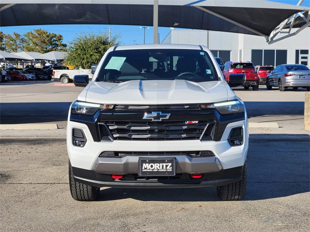 Used 2024 Chevrolet Colorado Z71 w/ LPO, Dark Essentials Package image 2