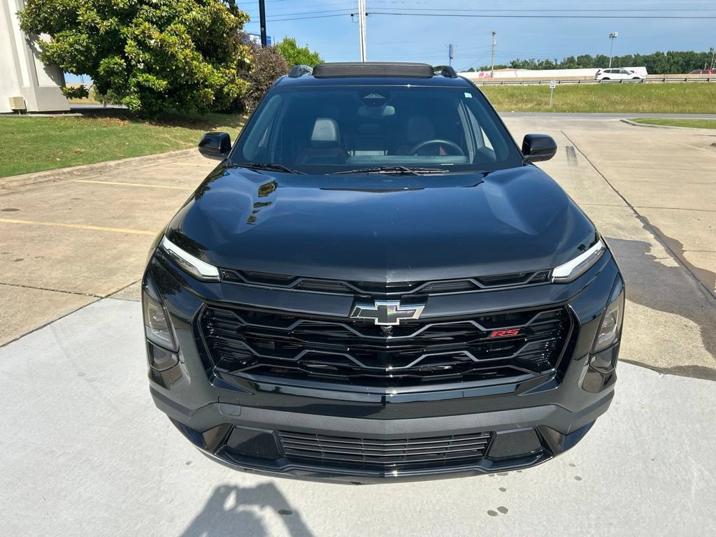 Used 2025 Chevrolet Equinox RS w/ Convenience Package III FWD image 3
