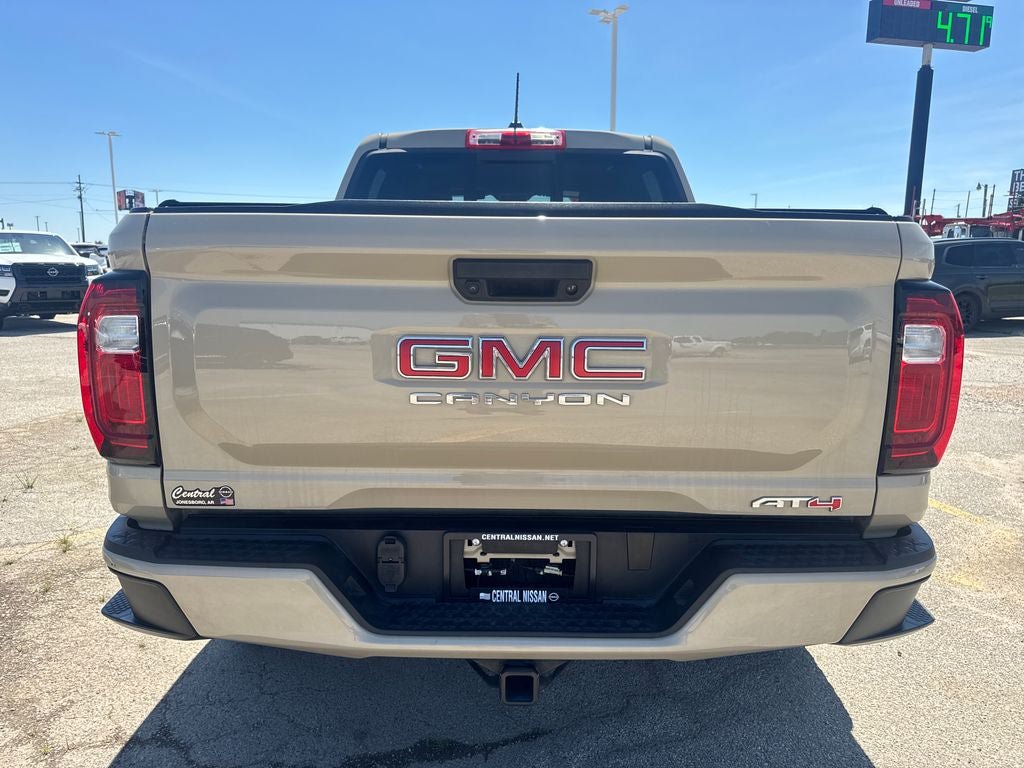 Used 2024 GMC Canyon AT4 AWD/4WD image 5