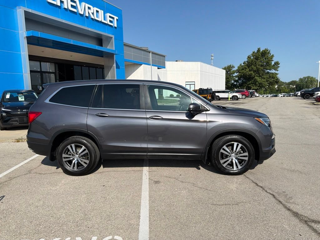 Used 2017 Honda Pilot EX-L image 2