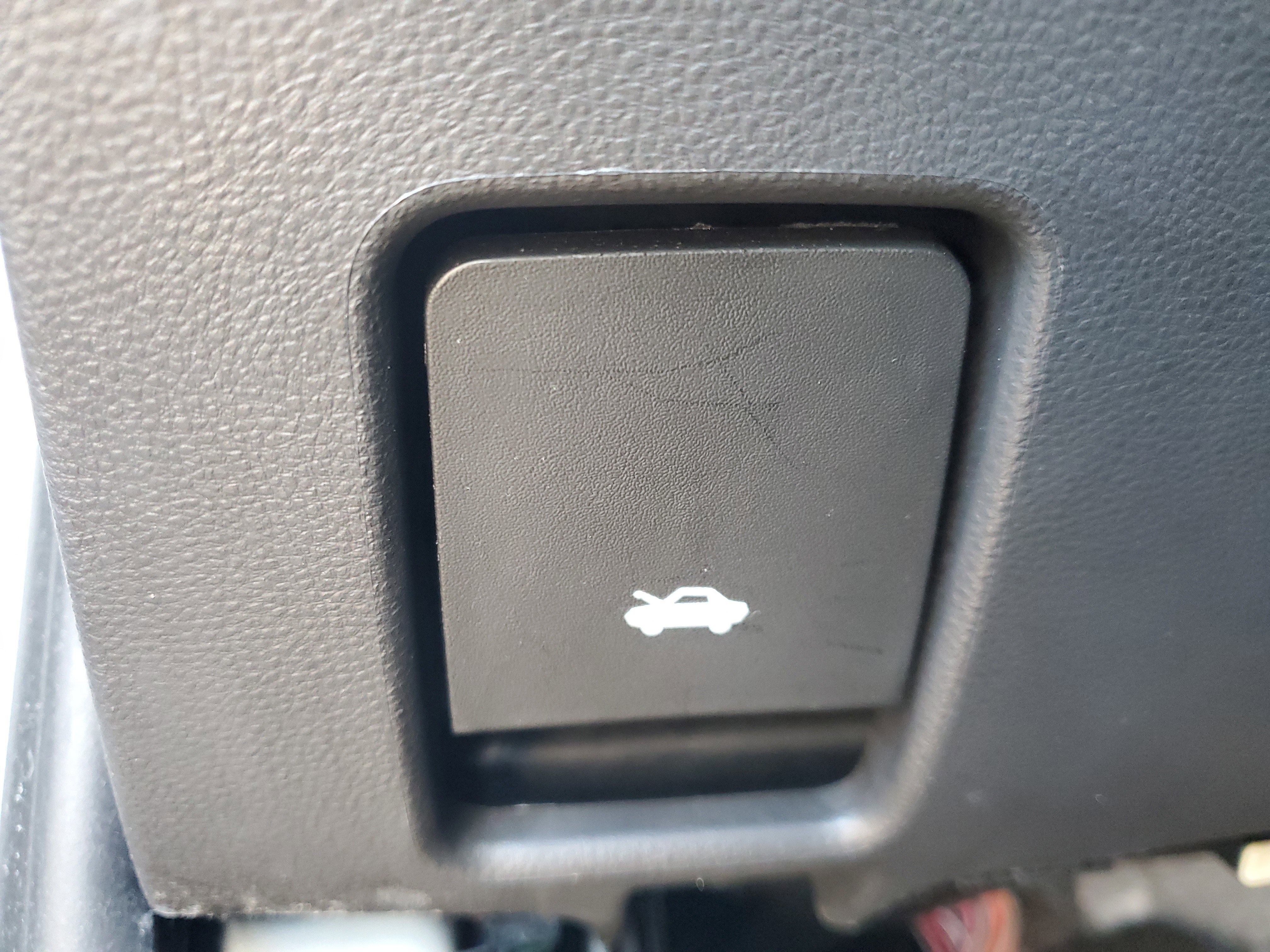 Used 2016 Chevrolet Equinox LT w/ Convenience Package image 29