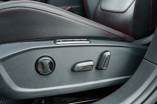 Used 2022 Volkswagen Jetta GLI Autobahn FWD image 24