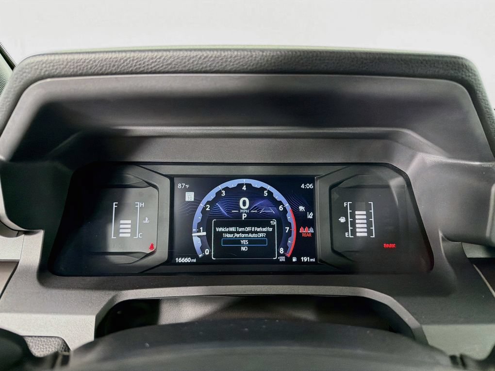Used 2025 Toyota Tacoma SR5 AWD/4WD image 18
