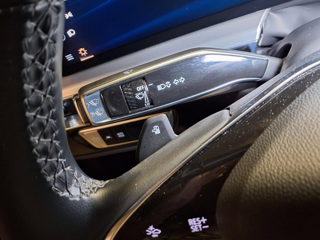 Certified 2024 Cadillac Lyriq Sport RWD image 7
