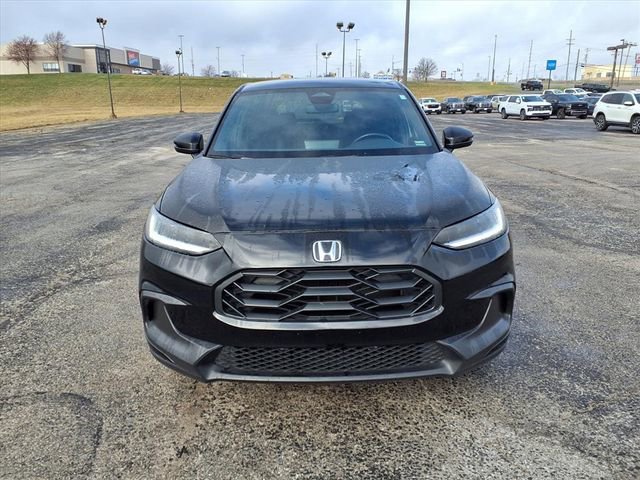 Used 2025 Honda HR-V Sport image 2