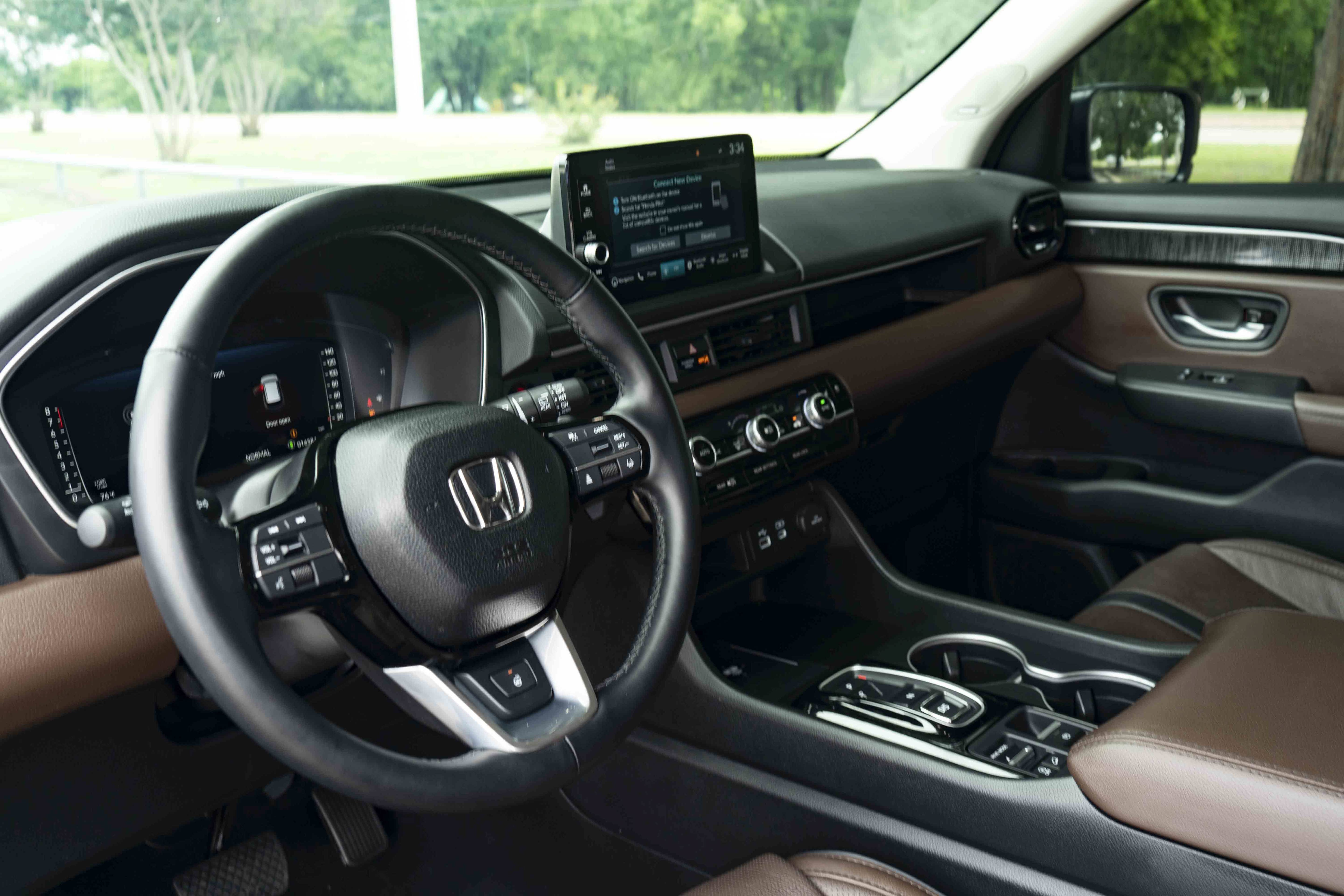 Certified 2025 Honda Pilot Elite image 16