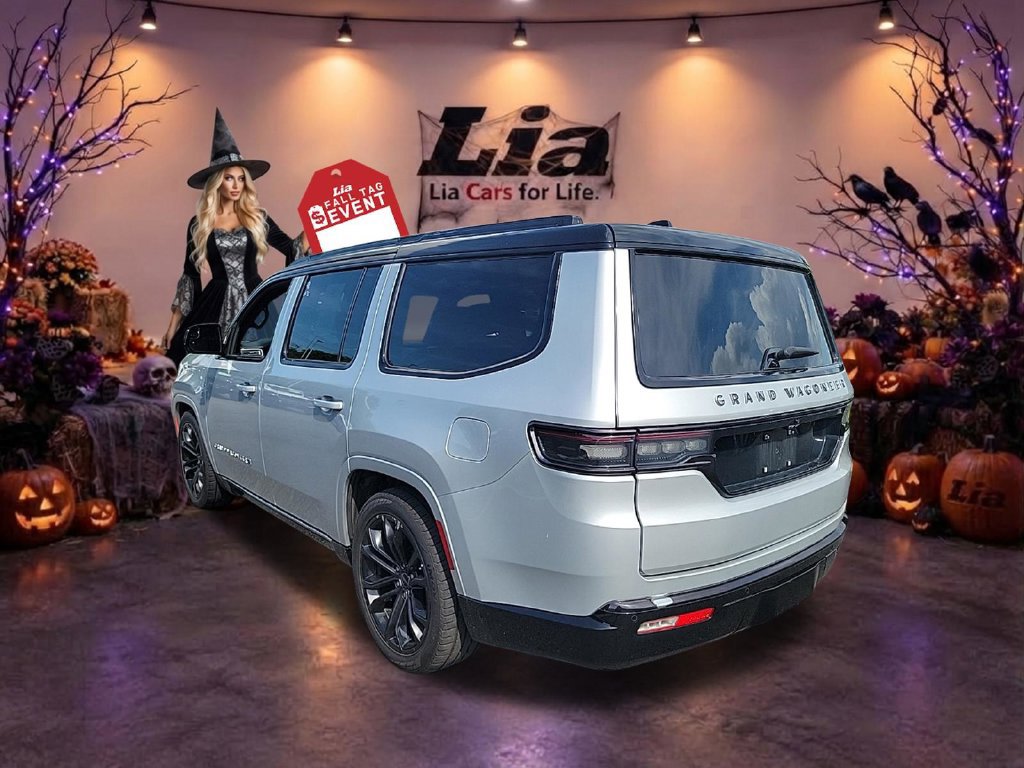 Used 2024 Jeep Grand Wagoneer Series II Obsidian w/ Quick Order Packagew 28T AWD/4WD image 6
