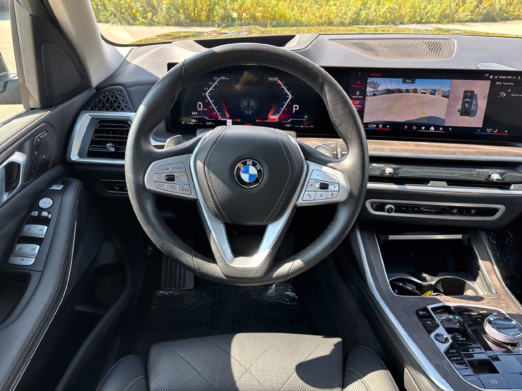 Used 2025 BMW X7 xDrive40i w/ Parking Assistance Package AWD/4WD image 18