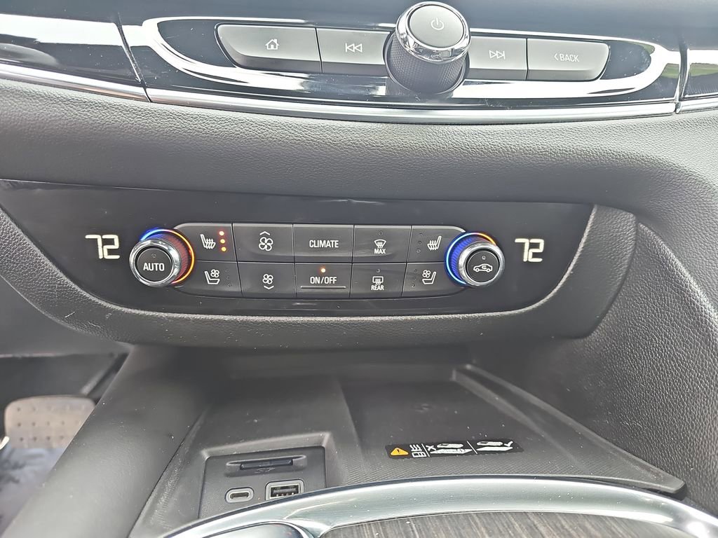 Certified 2023 Buick Enclave Avenir w/ Avenir Technology Package AWD/4WD image 27