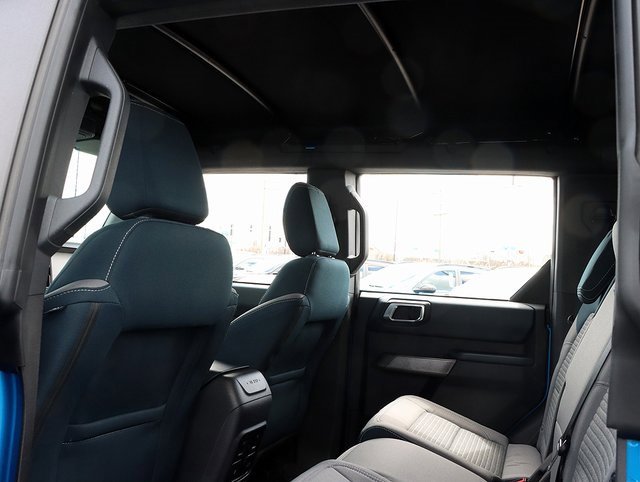 Used 2023 Ford Bronco Outer Banks image 12