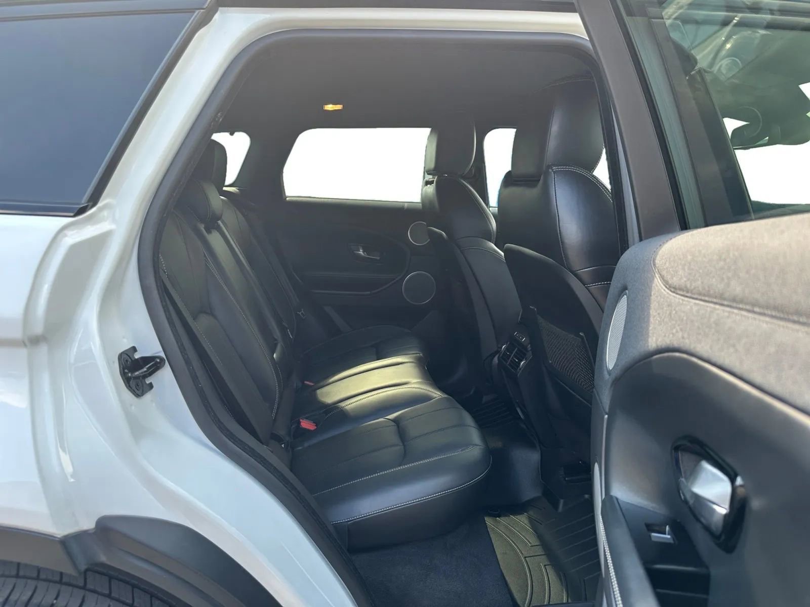 Used 2016 Land Rover Range Rover Evoque HSE AWD/4WD image 19