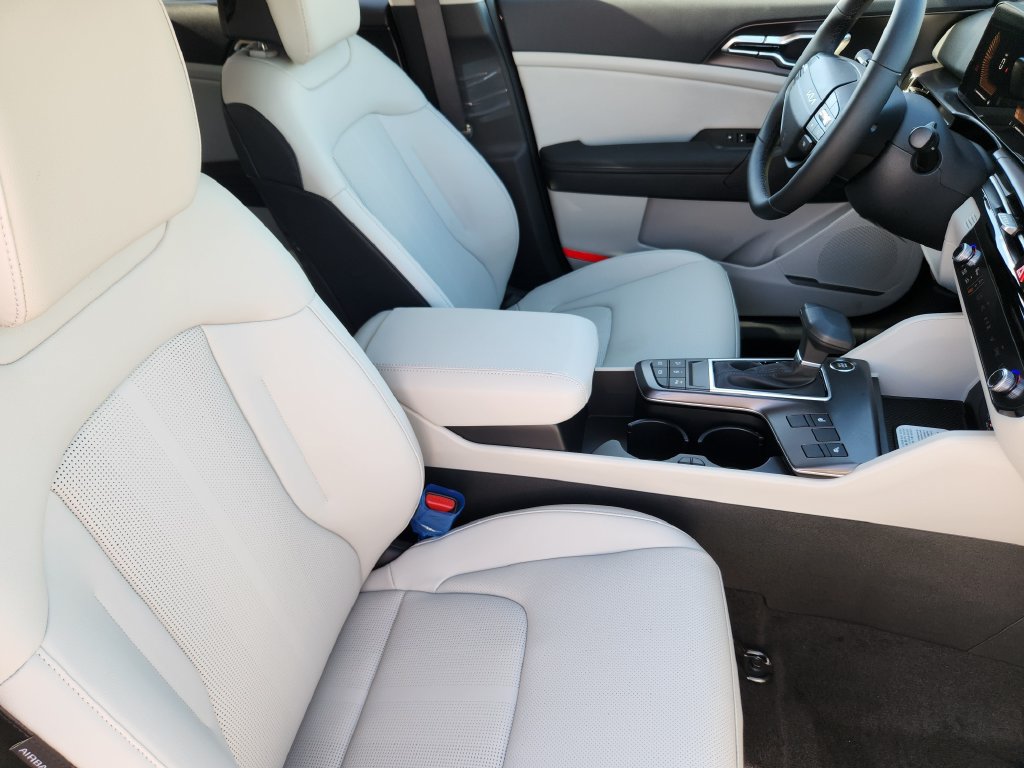 New 2026 Kia Sportage EX AWD/4WD image 13