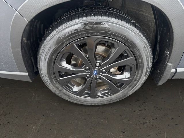 Used 2024 Subaru Forester Sport image 9