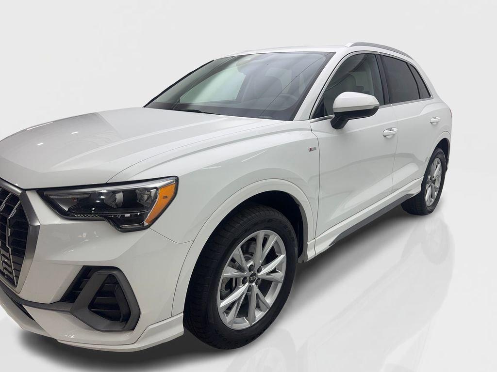 Used 2022 Audi Q3 2.0T Premium w/ Convenience Package image 11