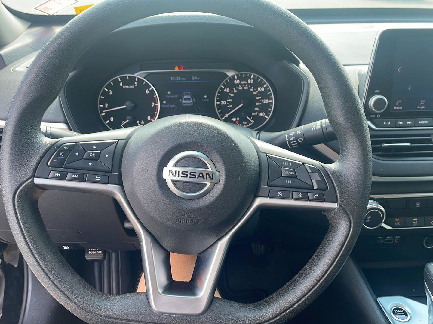 Used 2022 Nissan Altima 2.5 SV FWD image 11