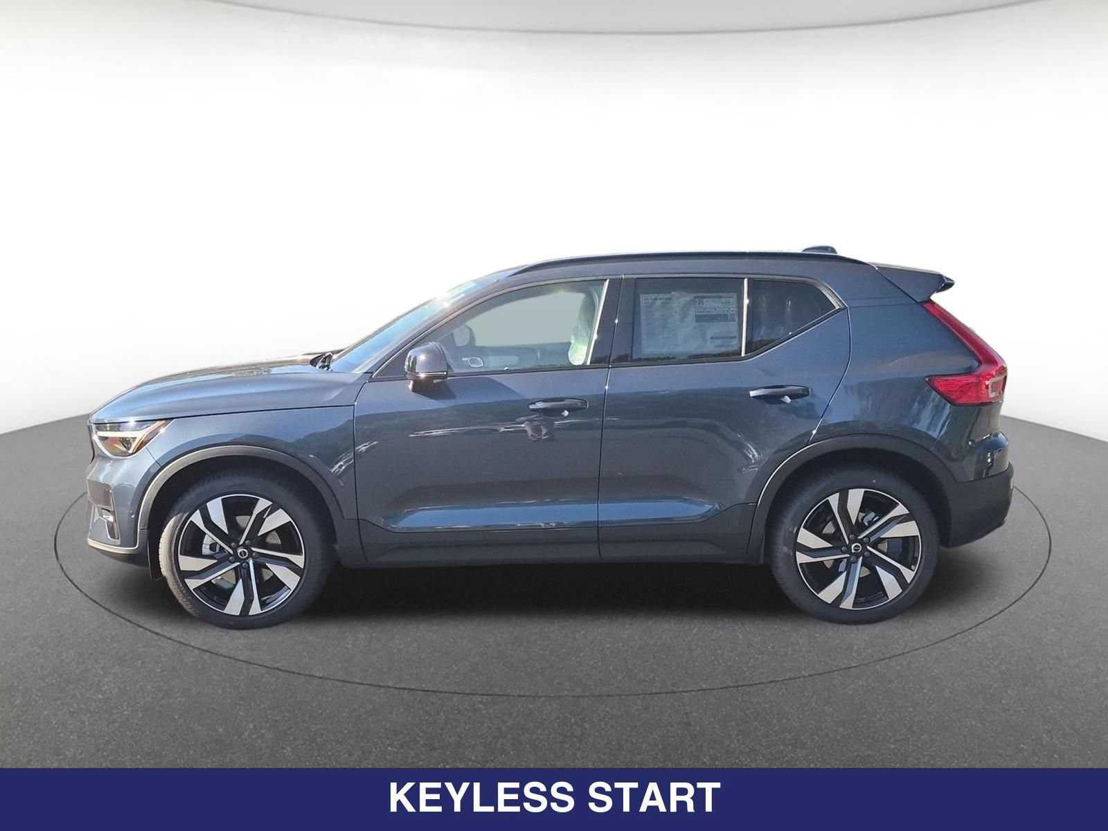 New 2026 Volvo XC40 B5 Ultra w/ Protection Package Premier AWD/4WD image 10