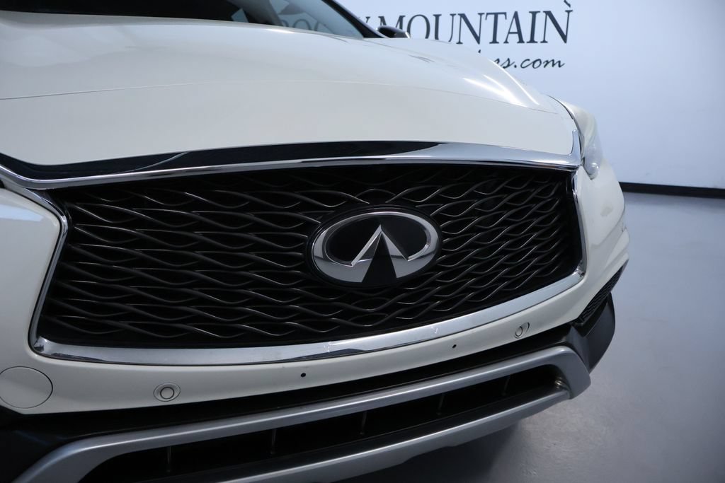 Used 2019 INFINITI QX30 AWD w/ Proassist Package image 9