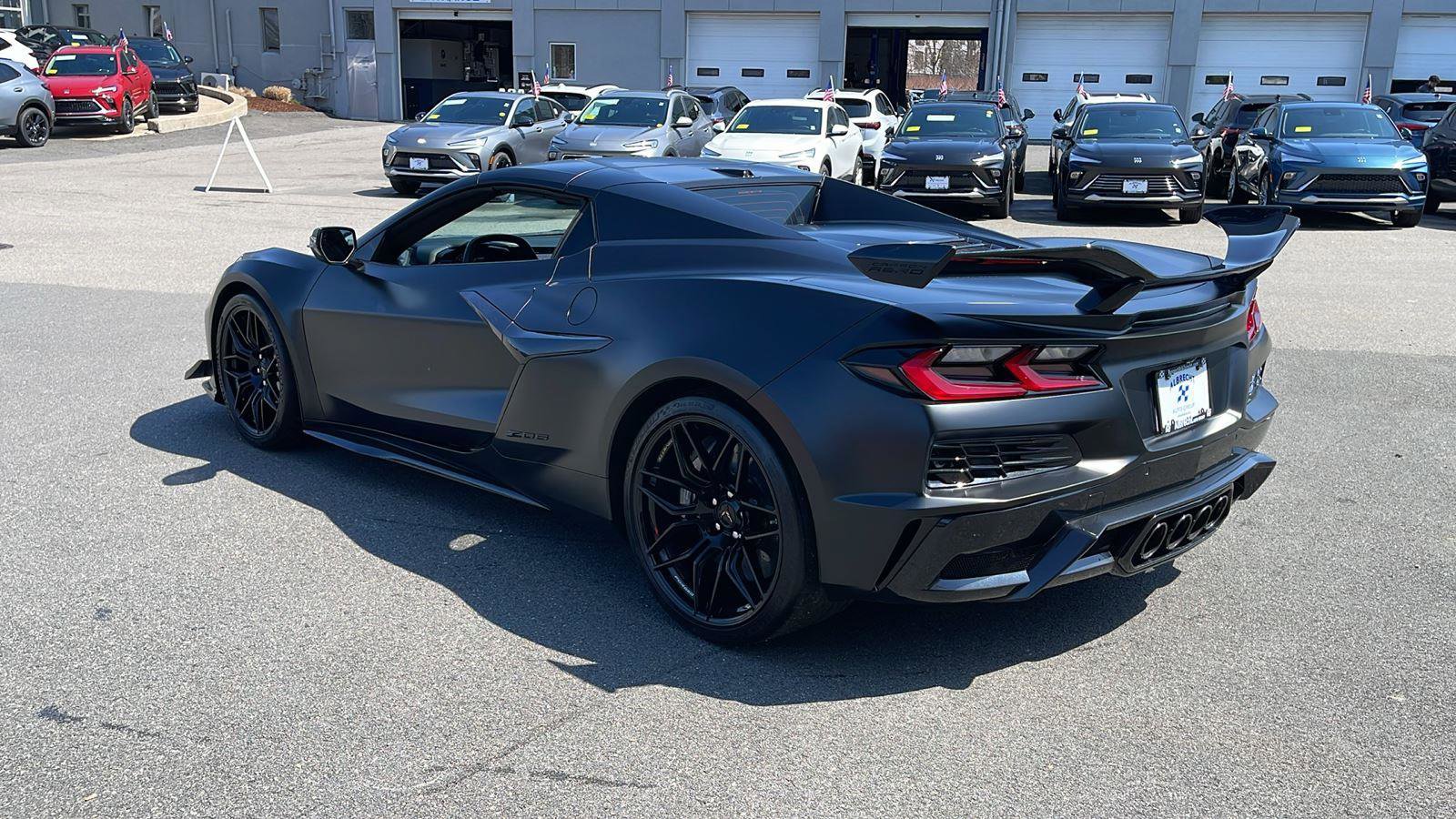 Used 2025 Chevrolet Corvette Z06 w/ Z07 Performance Package image 5