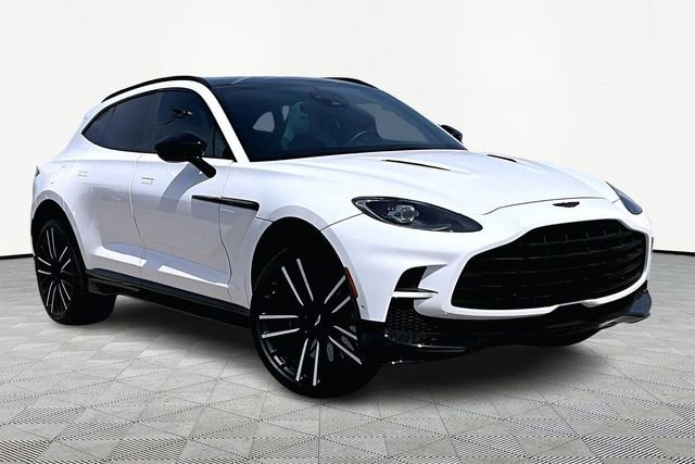 Used 2023 Aston Martin DBX 707 image 10