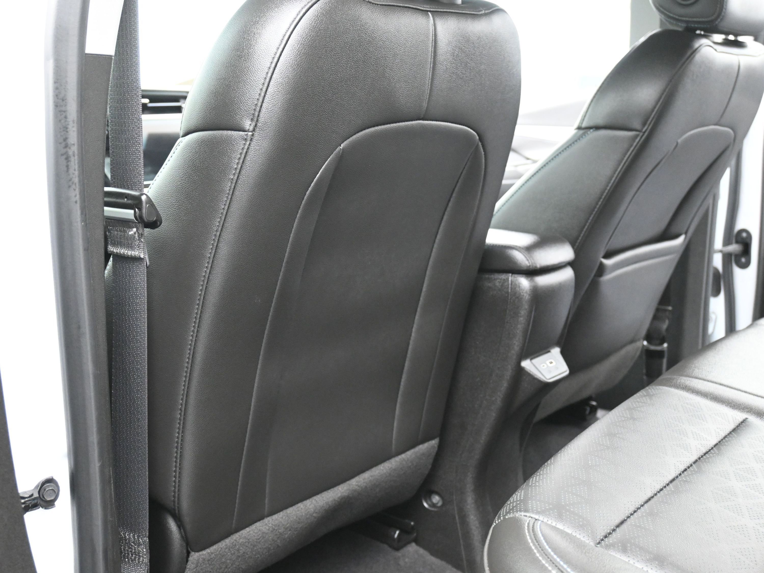 Used 2023 Chevrolet Bolt LT w/ Infotainment Package image 25