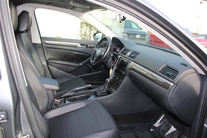 Used 2016 Volkswagen Passat 1.8T SE image 13