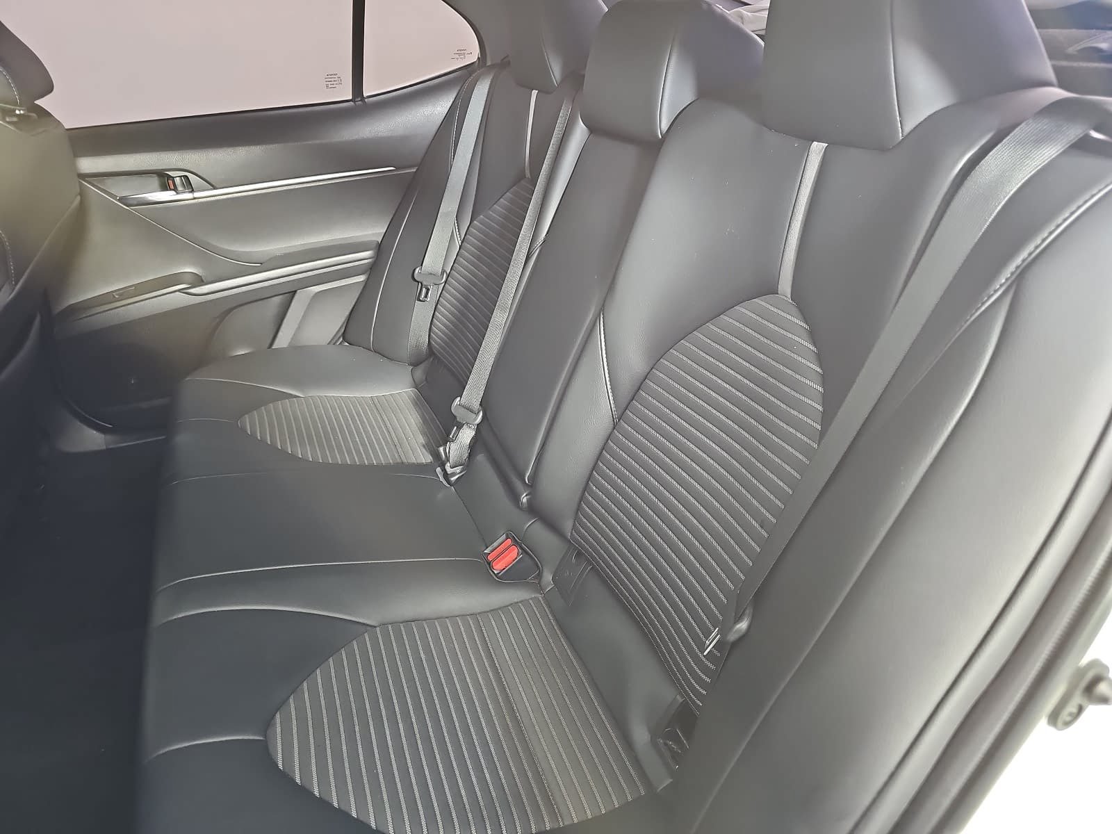 Used 2023 Toyota Camry SE FWD image 13