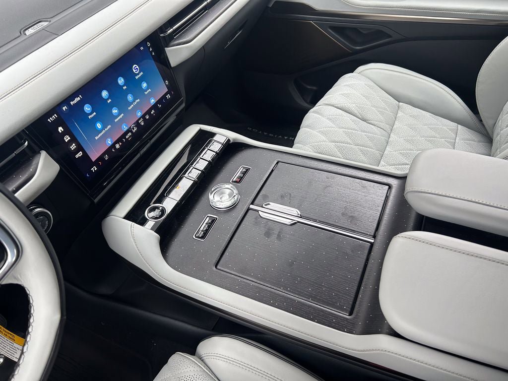 New 2026 Lincoln Navigator Black Label AWD/4WD image 35