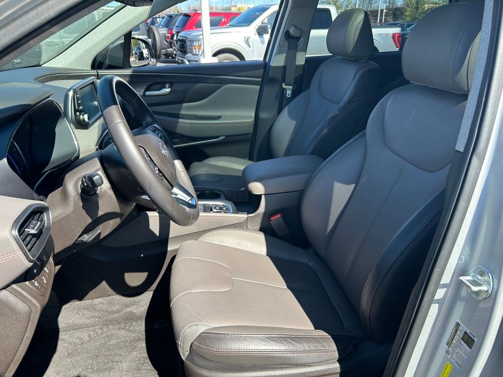 Used 2019 Hyundai Santa Fe Limited image 22