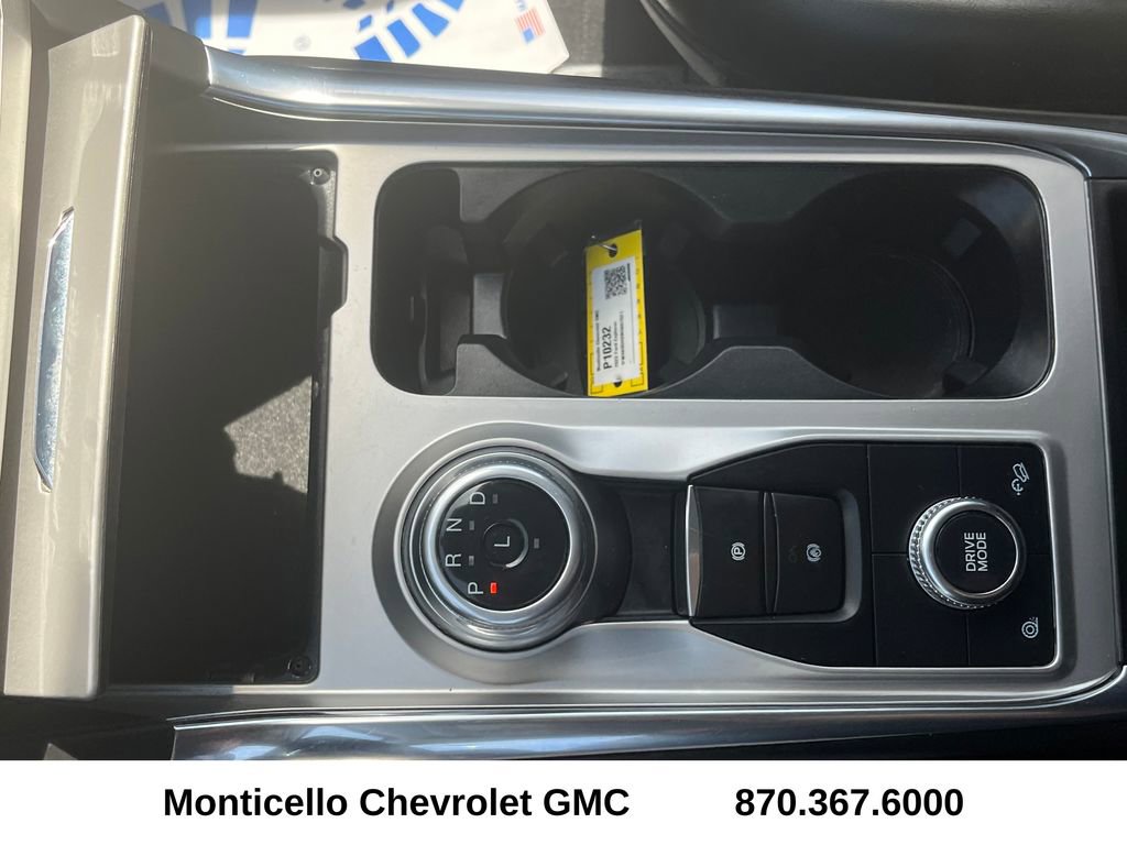 Used 2022 Ford Explorer XLT w/ Equipment Group 202A image 20