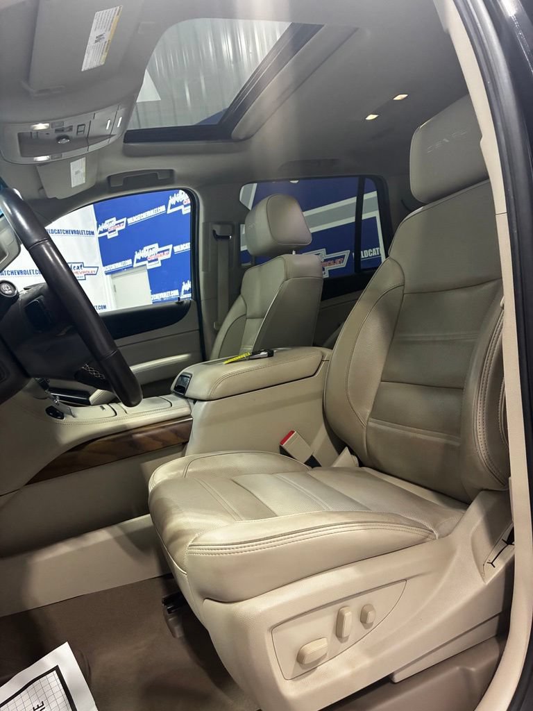 Used 2019 GMC Yukon Denali AWD/4WD image 15