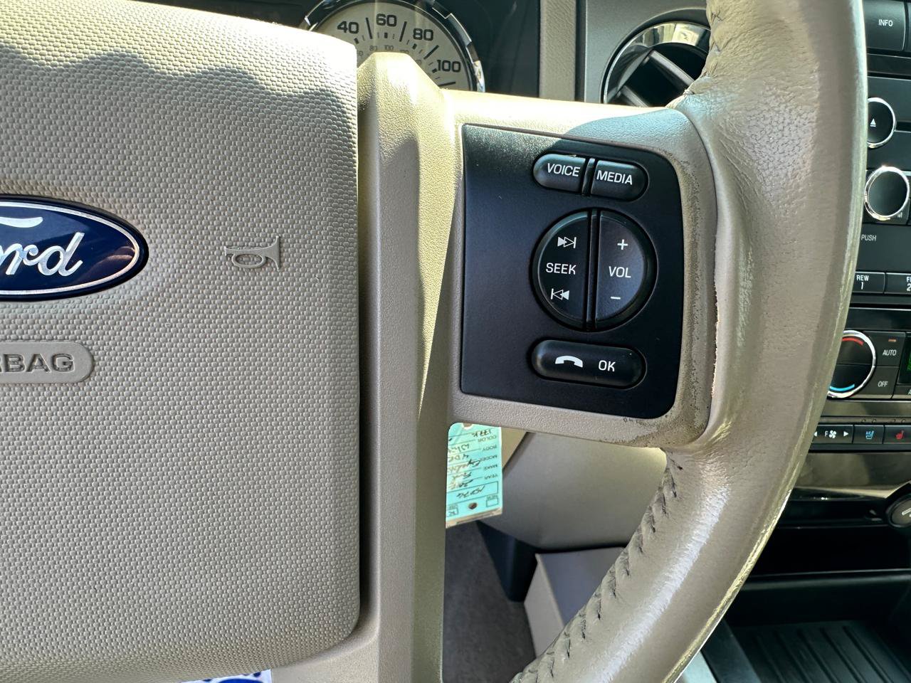 Used 2012 Ford Expedition Limited AWD/4WD image 16