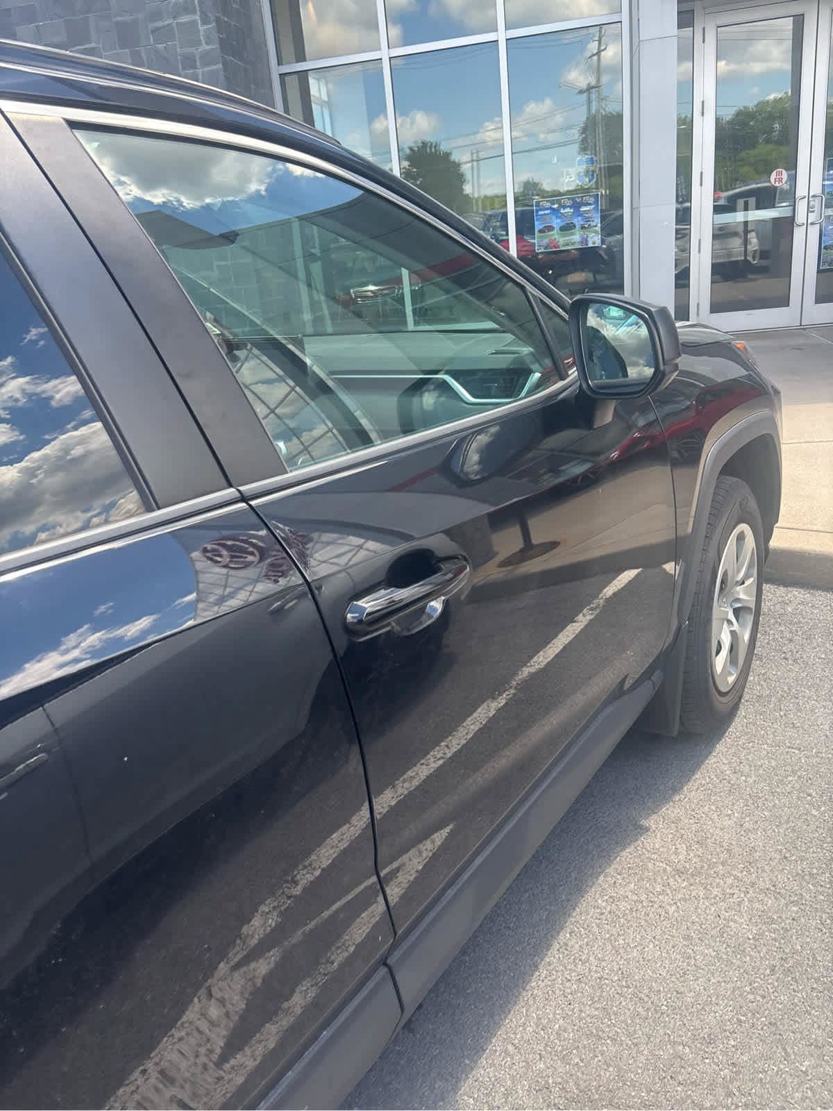 Used 2019 Toyota RAV4 LE w/ All Weather Liner Package AWD/4WD image 4