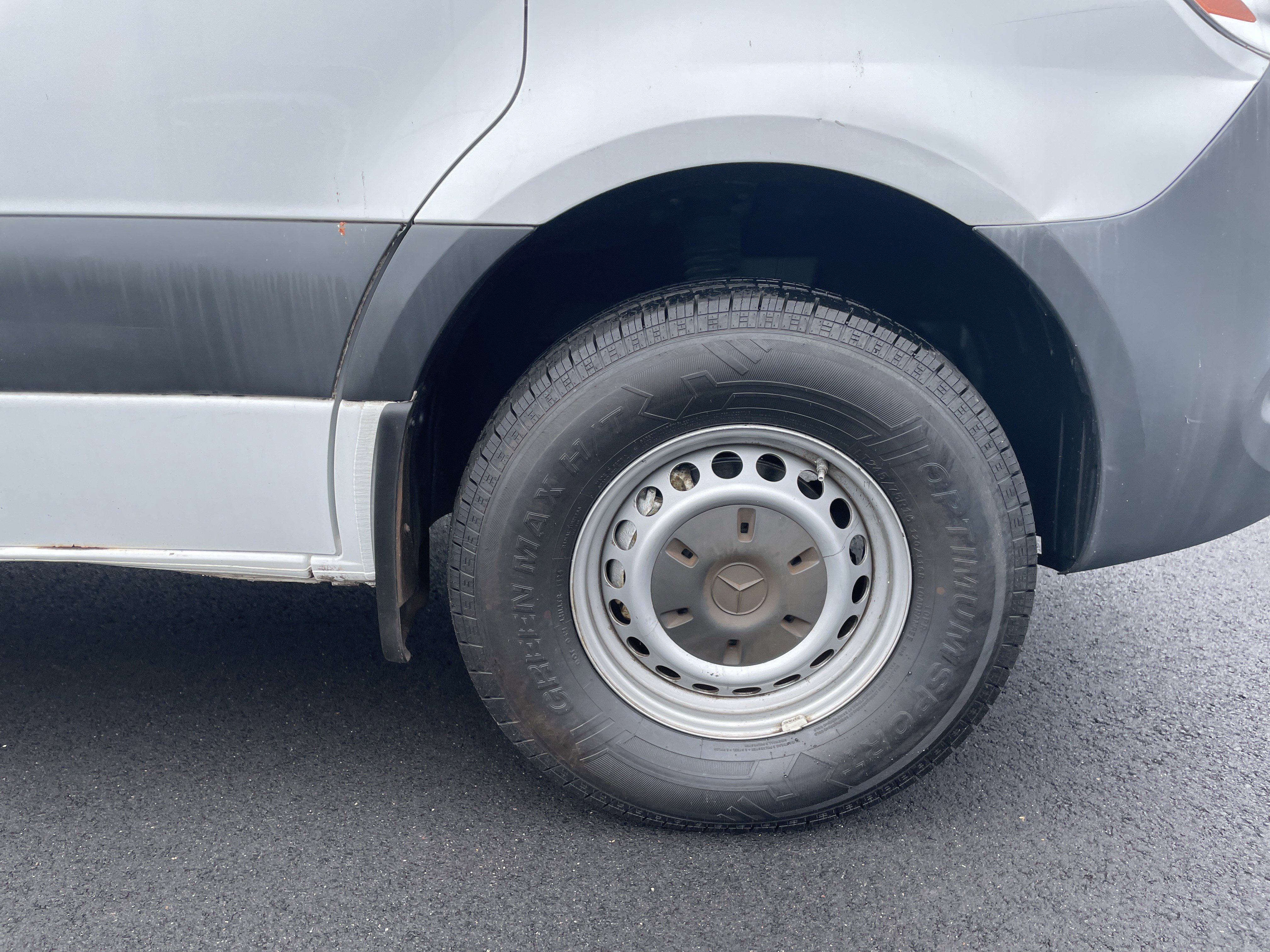 Used 2019 Mercedes-Benz Sprinter 1500 image 7