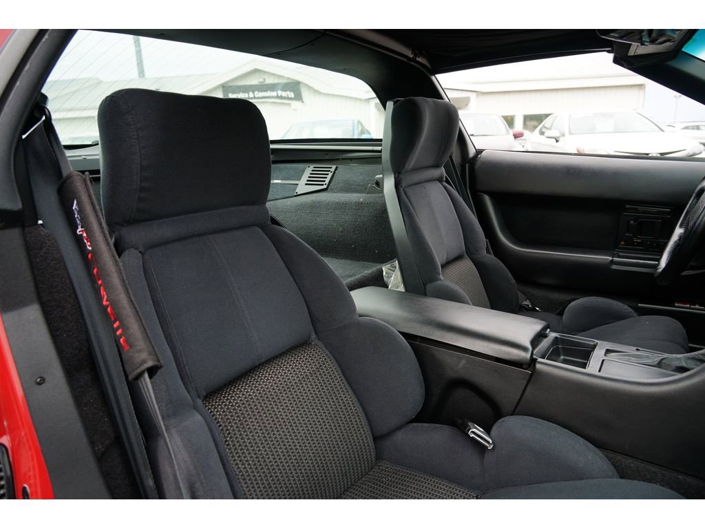 Used 1992 Chevrolet Corvette Coupe image 24