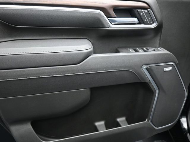 Used 2025 GMC Sierra 3500 SLT w/ SLT Convenience Package image 19