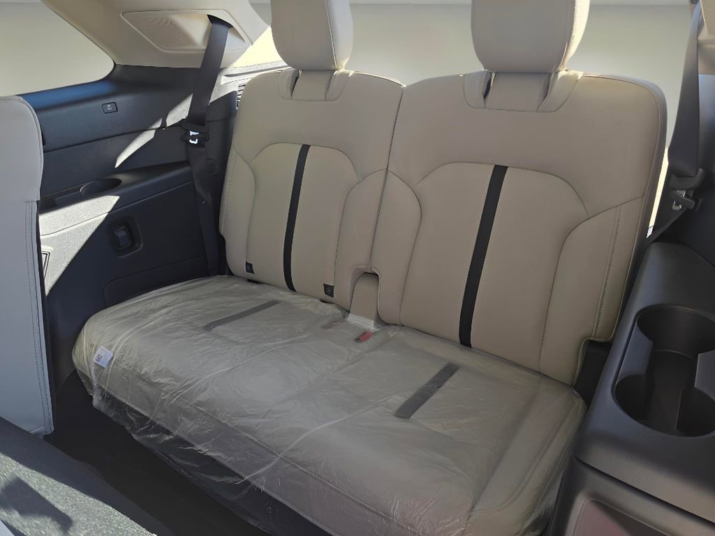 New 2025 MAZDA CX-90 Plug-In Hybrid w/Premium Sport image 16