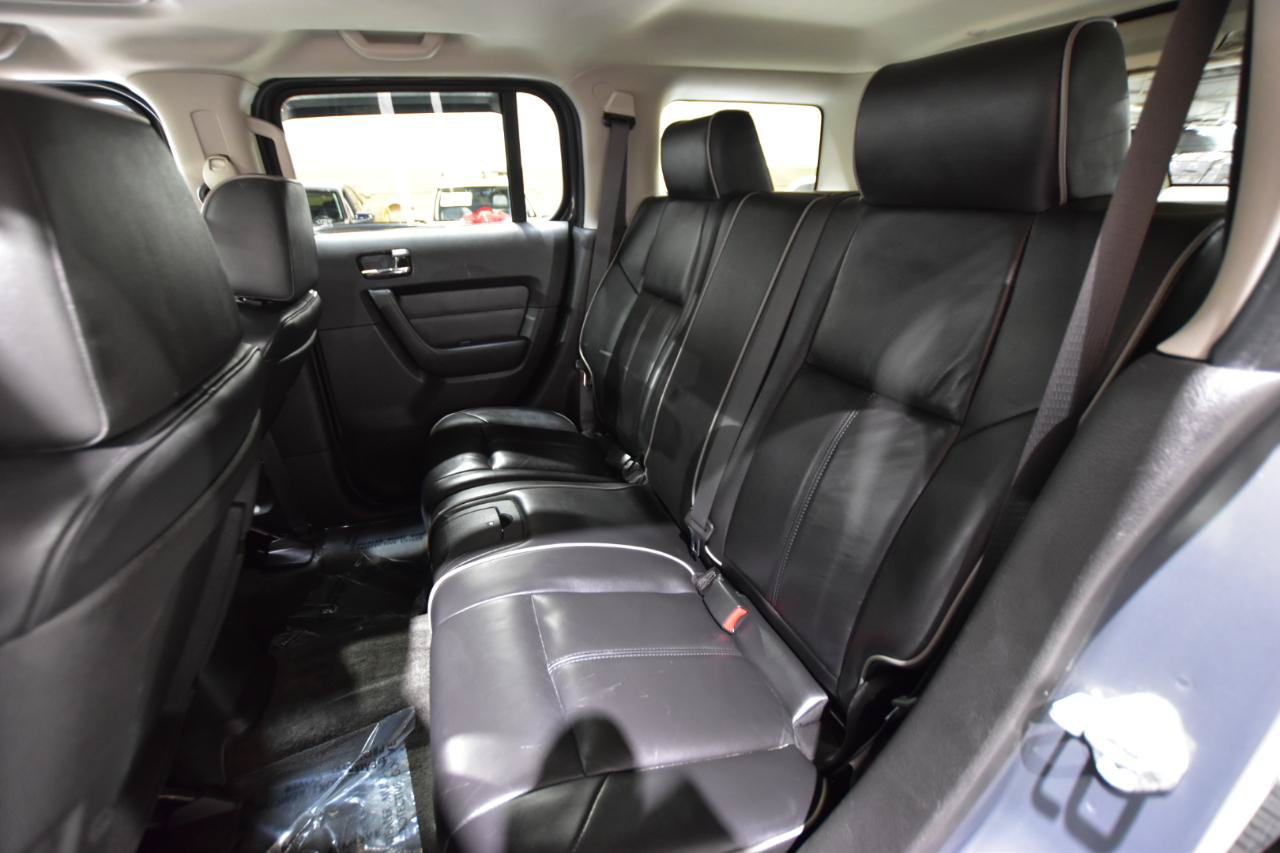 Used 2009 HUMMER H3 Luxury AWD/4WD image 28