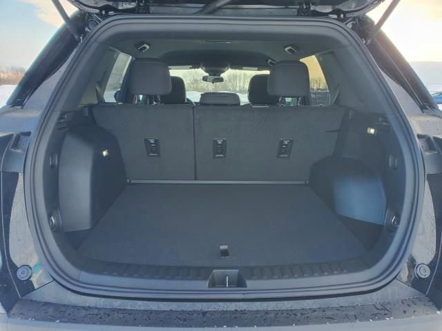 New 2026 Chevrolet Equinox LT image 7