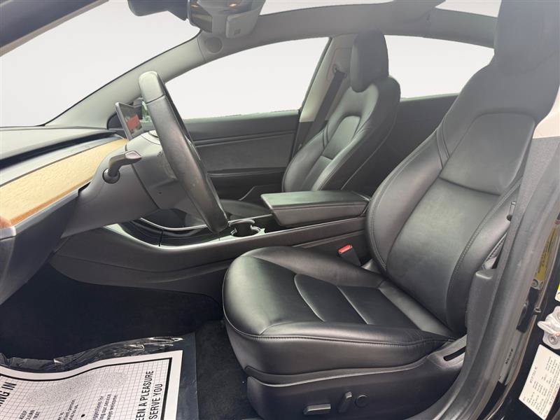 Used 2019 Tesla Model 3 Standard Range Plus RWD image 9