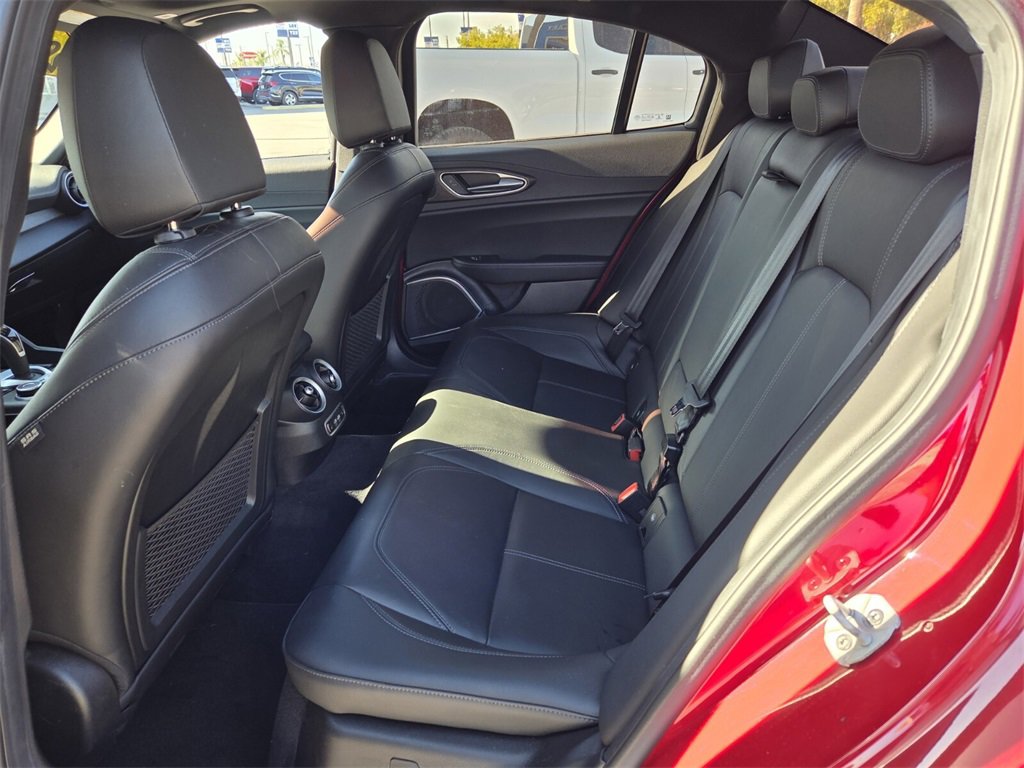 Used 2022 Alfa Romeo Giulia Ti image 14