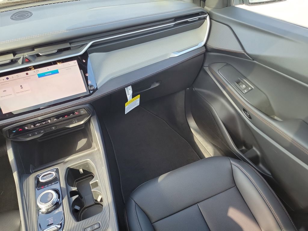 New 2026 Jeep Cherokee Laredo image 17