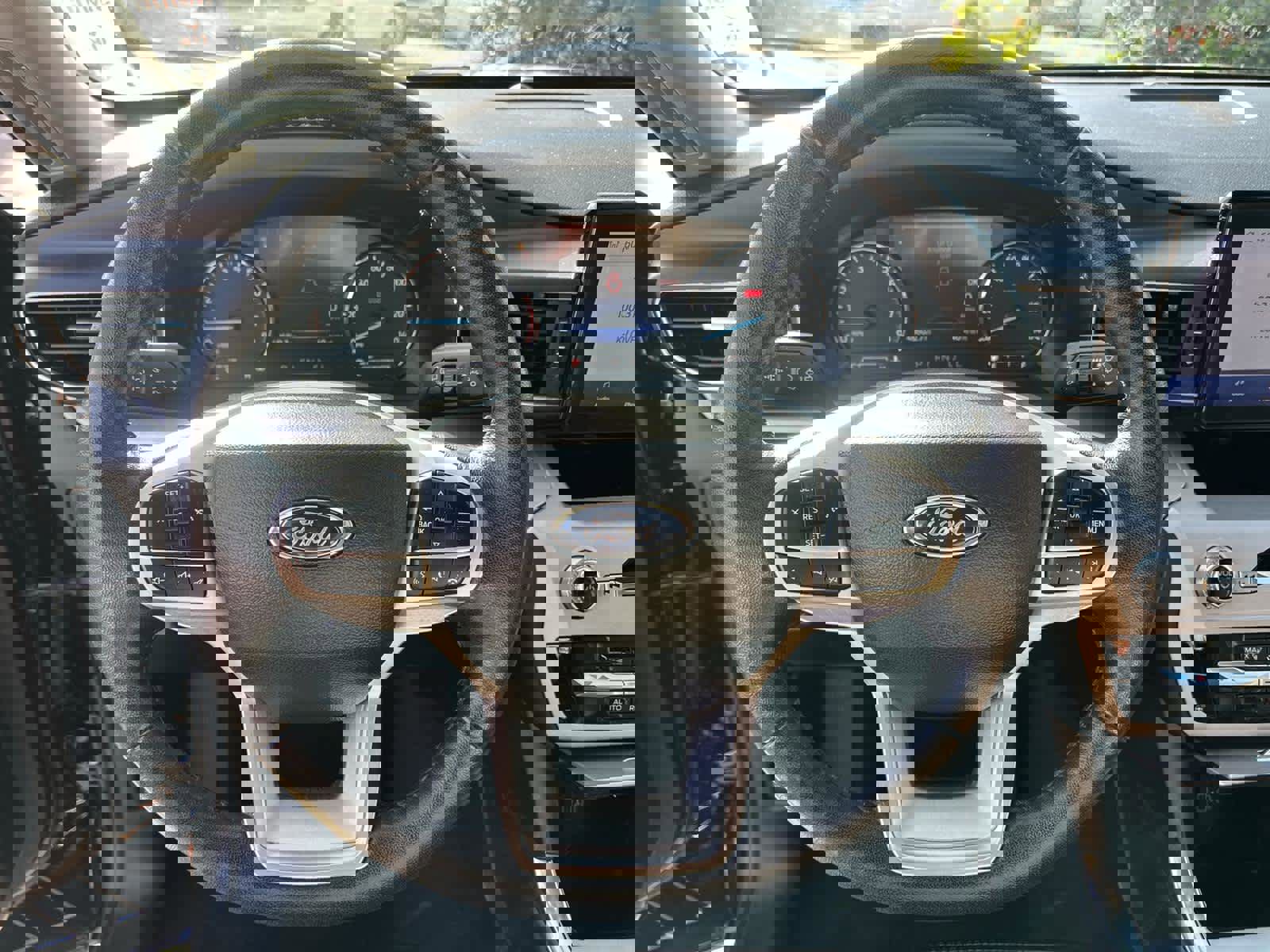 Used 2023 Ford Explorer XLT w/ Equipment Group 202A image 15