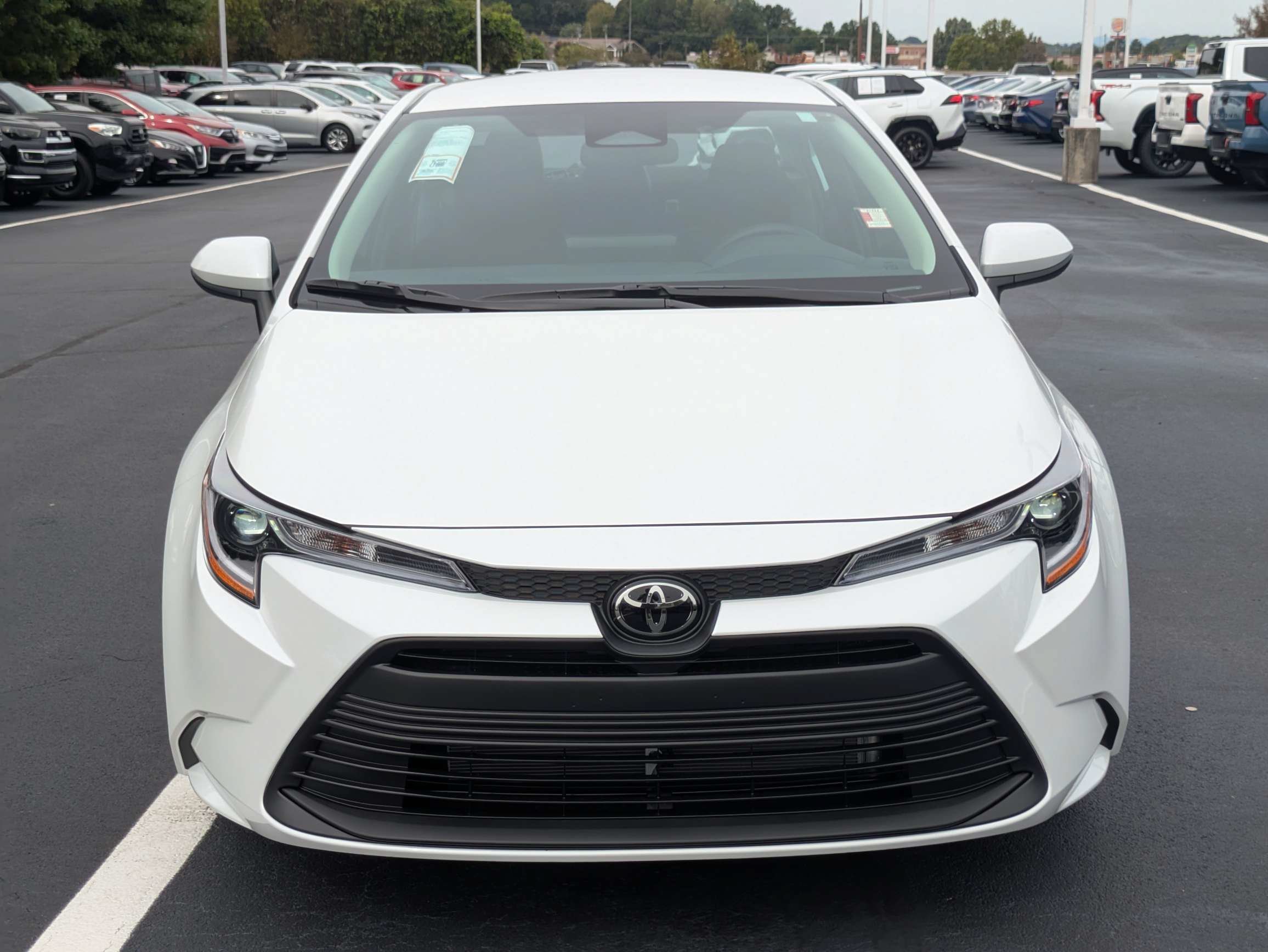 New 2027 Toyota Corolla LE FWD image 10