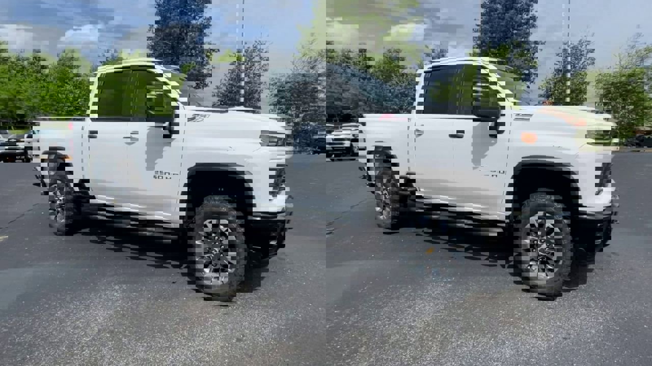 New 2025 Chevrolet Silverado 2500 Custom w/ Custom Value Package image 2