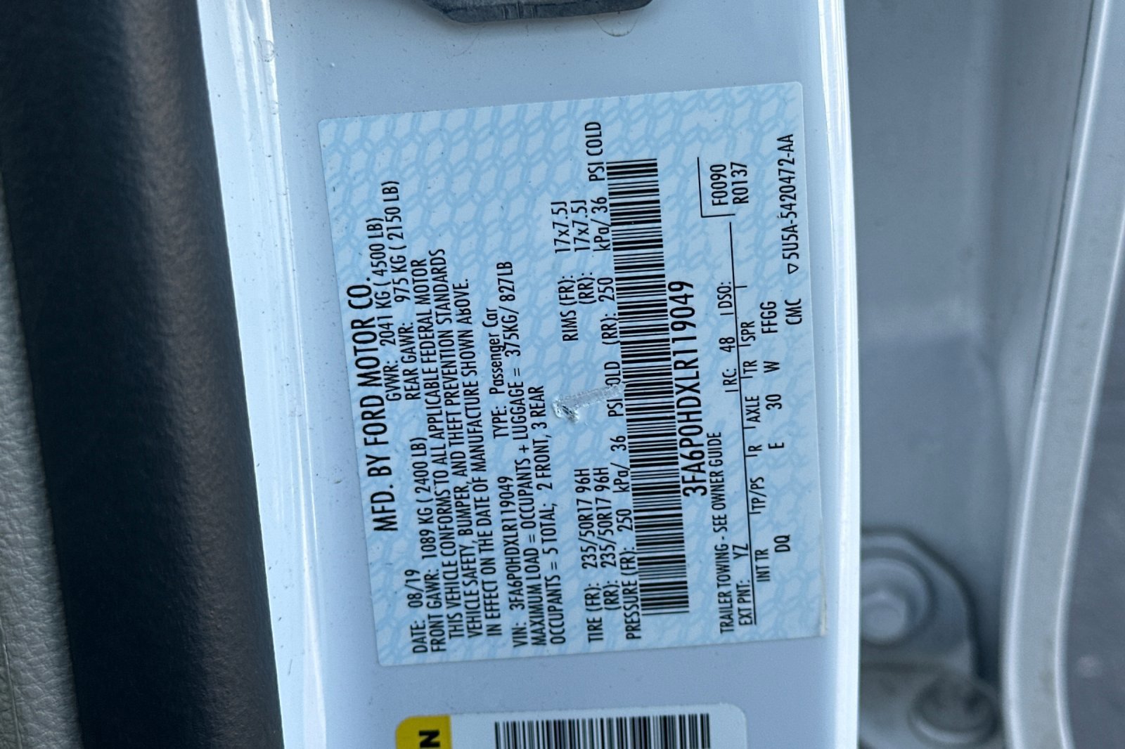 Used 2020 Ford Fusion SE image 28